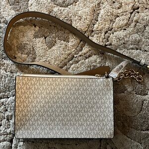 Michael Kors Beige and Gold Fannypack NWT